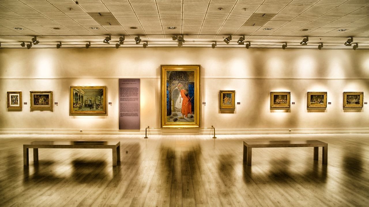 Art Gallery7
